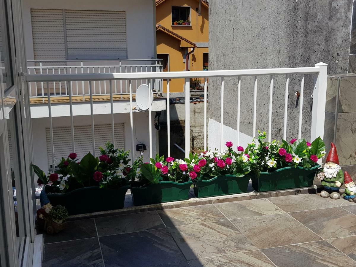 Apartamento Las Hermanas Pontevedra Bagian luar foto